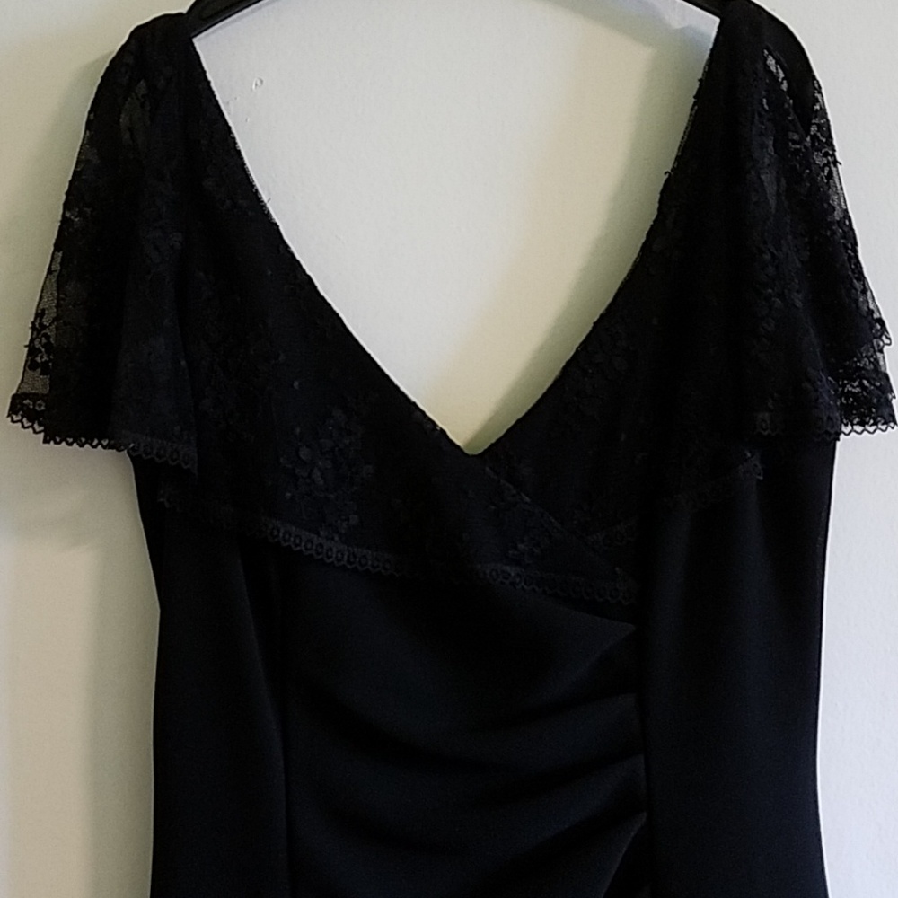 Scott McClintock black crepe and lace dress Sz 6